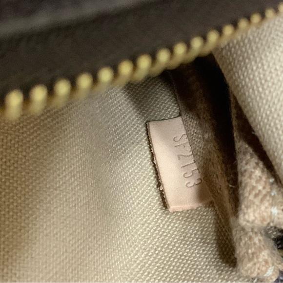 AUTHENTIC Louis Vuitton Limited Edition Mini Pochette Monogram Inventeur - Picture 9 of 13